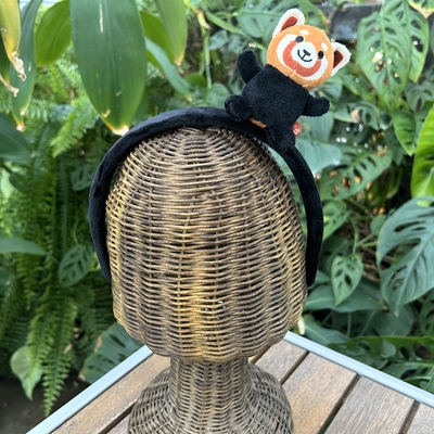 カチューシャ　レッサーパンダ